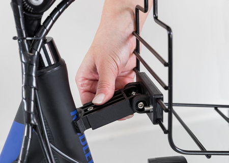 Kosz rowerowy przedni na kierownicę Trixie czarny rozm. S