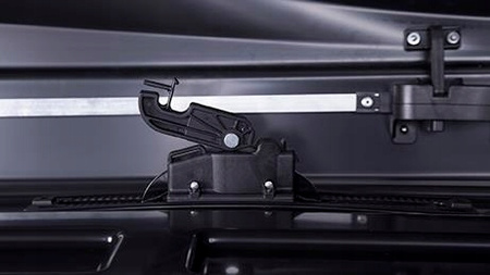 Box dachowy Taurus Strike 480 czarny