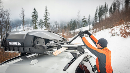 Box dachowy Taurus Strike 480 czarny