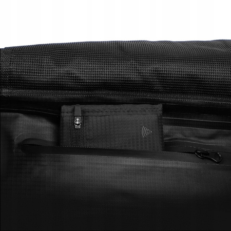 Torbo-plecak wodoodporna Alpinus Maui 30 czarna na bagaż podręczny