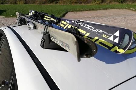  Uchwyt narciarski magnetyczny Menabo Igloo