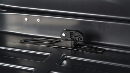 Box dachowy Taurus Altro 460 czarny karbon