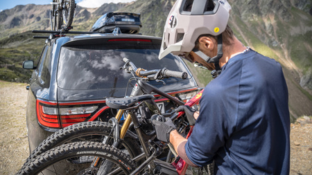 Yakima JustClick EVO 3 - bagażnik na hak, na 3 rowery